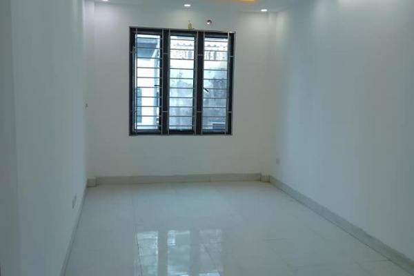 NHÀ MỚI, THIẾT KẾ ĐẸP, NGAY CẦU HỮU HÒA GẦN KHU ĐÔ THỊ ĐẠI THANH. Đại Đồng Hữu Hoà