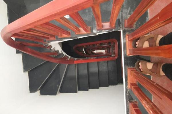 Xóm Đình ( Hữu Lê ) 30m2 5 Tầng MT 4m 2.6 tỷ Thanh Trì.