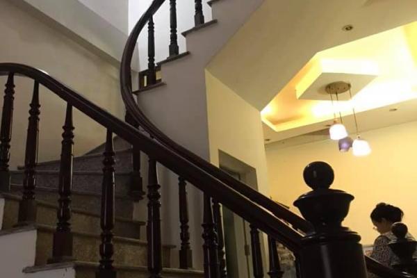 NHÀ MỚI QUẬN BA ĐÌNH, GIÁ HỢP LÝ.