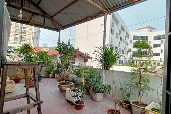 NHÀ ĐẸP Ở NGAY – CÁCH MP 40 MÉT – 4 MẶT THOÁNG – ĐẦY ĐỦ CÔNG NĂNG.