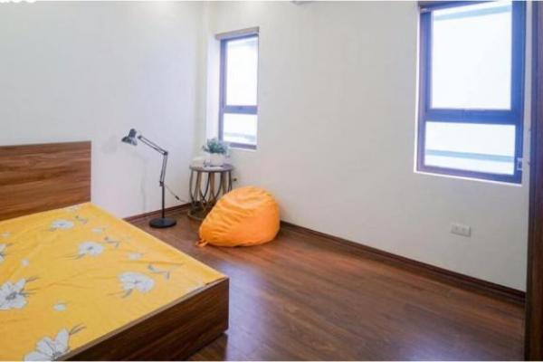 Đội Cấn 42m2 5 Tầng MT 5m 6.8 tỷ Ba Đình.