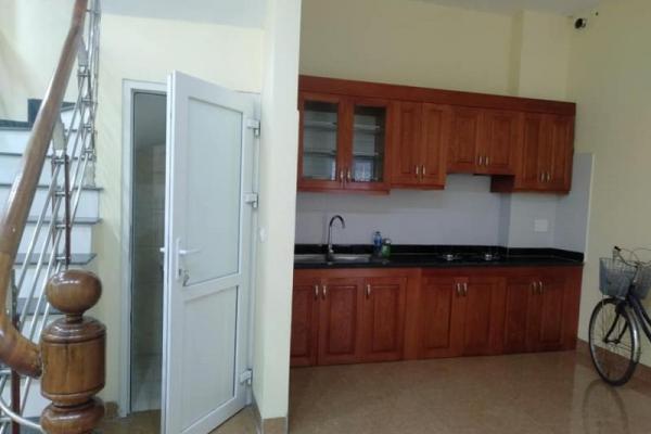 Đội Cấn 50m2 5 Tầng MT 3.9m 6.5 tỷ Ba Đình.