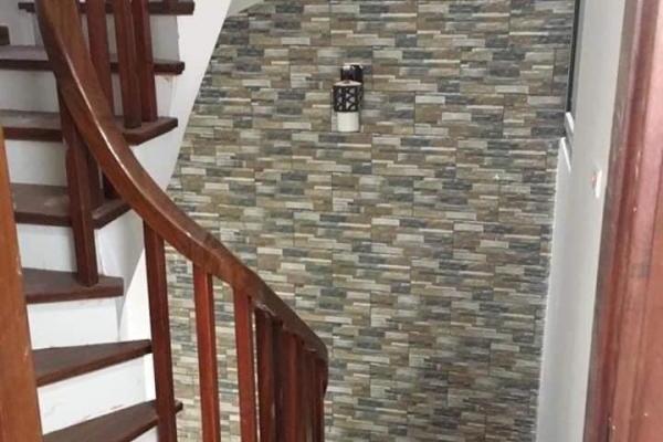 Hoàng Hoa Thám 36m2 5 Tầng MT 4.2m 4.28 tỷ Ba Đình.