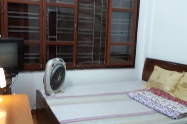 Văn Cao 34m2 3 Tầng MT 3.2m 3.55 tỷ Ba Đình