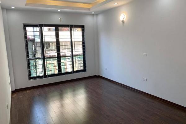 VÀI BƯỚC CHÂN RA HỒ ĐỀN LỪ – Ô TÔ ĐỖ – KINH DOANH – NHÀ ĐẸP Ở NGAY – TIỆN ÍCH ĐẦY ĐỦ.