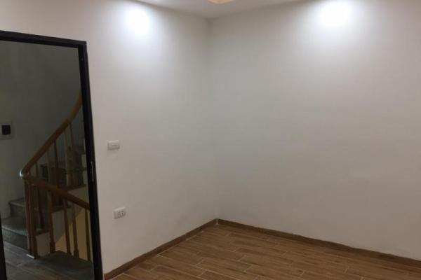 NHÀ TRƯƠNG ĐỊNH CỰC ĐẸP – MỚI KÍNH CONG – NGÕ TRƯỚC NHÀ 2.5M – CÁCH Ô TÔ TRÁNH 40M.